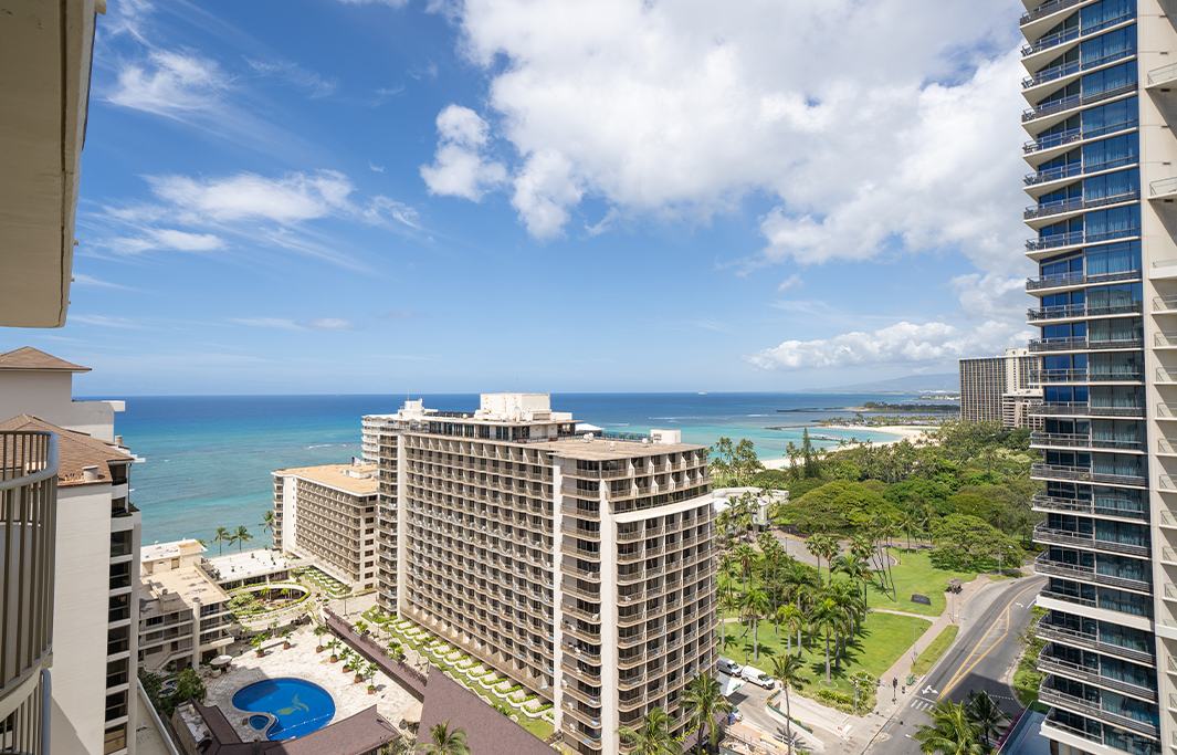 Waikiki All-Suite Hotel - Embassy Suites Waikiki Beach Walk